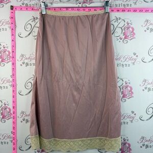 Vintage skirt slip Dusty Rose Half Slip with Lace Trim cream white